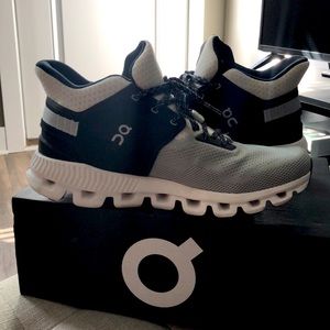 On Running - Cloud High Edge